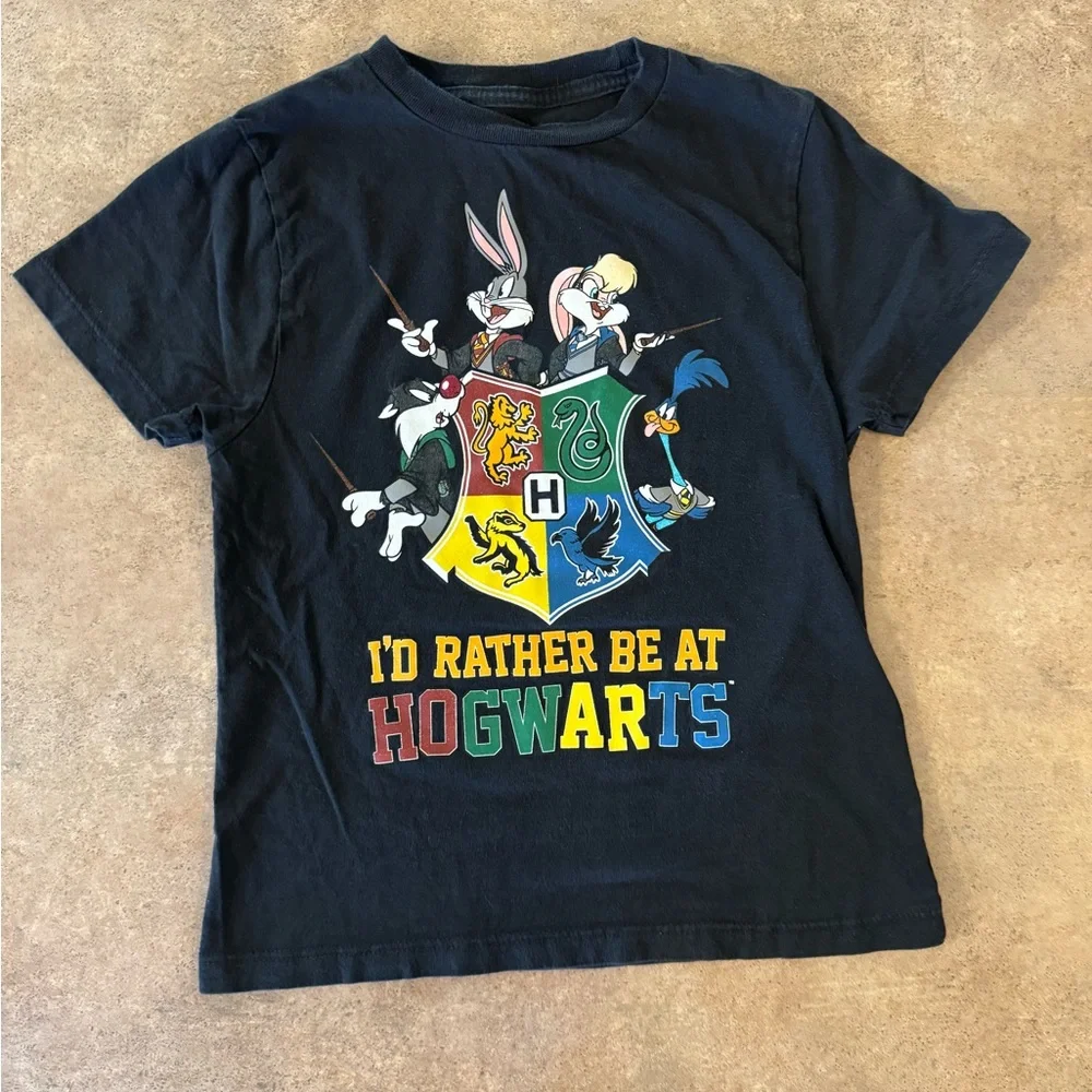 Looney Tunes/Hogwarts Collab Graphic Short Sleeve T-Shirt, Youth Size Small 6/7